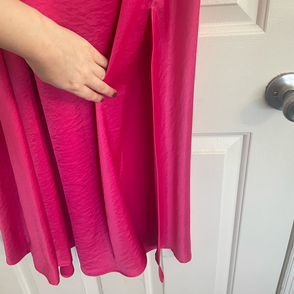 House of Harlow 1960 Pink Keyhole Midi Dress - Picture 3 of 6